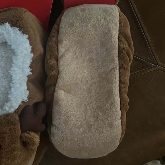 NEW Christmas Reindeer Slippers -Size 7/8 - Picture 4 of 5